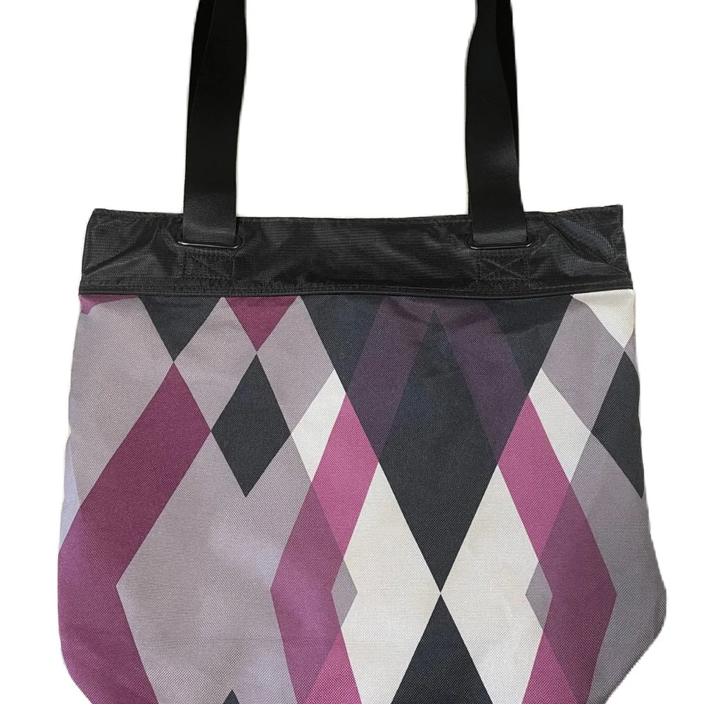 Nike Bag Womens Purple Black Training Purse Fitness Gym Tote Polyester EUC - Picture 2 of 5